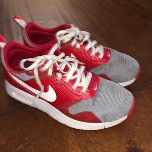 Kids used Nike Air